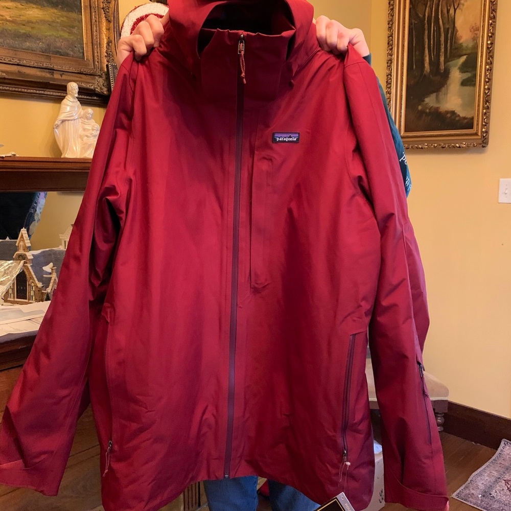 Patagonia Men’s XL Insulated Powder Bowl Jacket